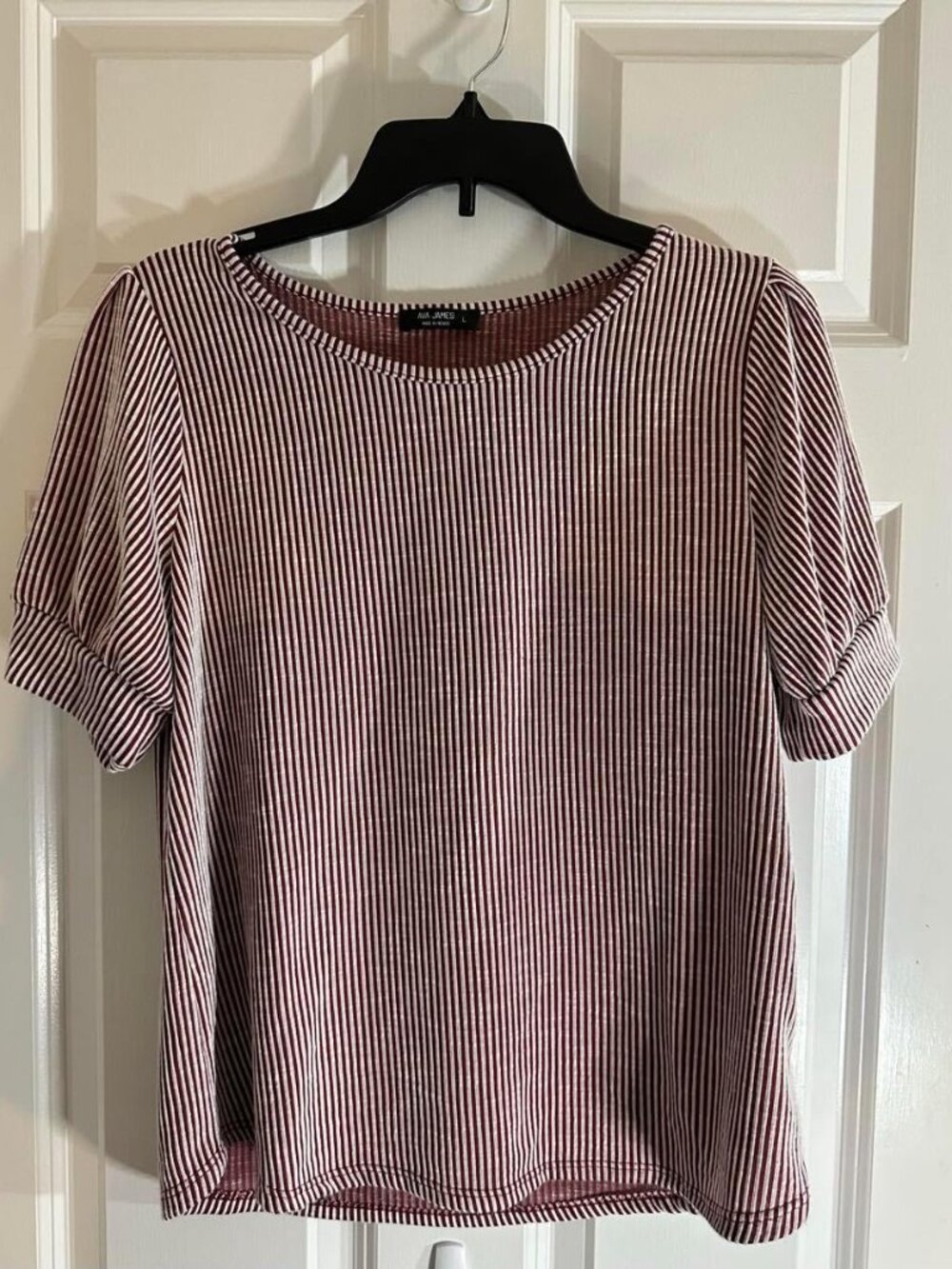 Ava James Burgundy White Pinstripe Knit Top Puff Sleeve Button Cuff L